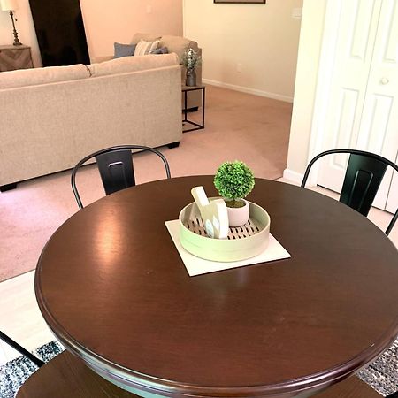 Enjoy This Amazing Home With Porch & Grill Near Dt Woodstock Cameră foto