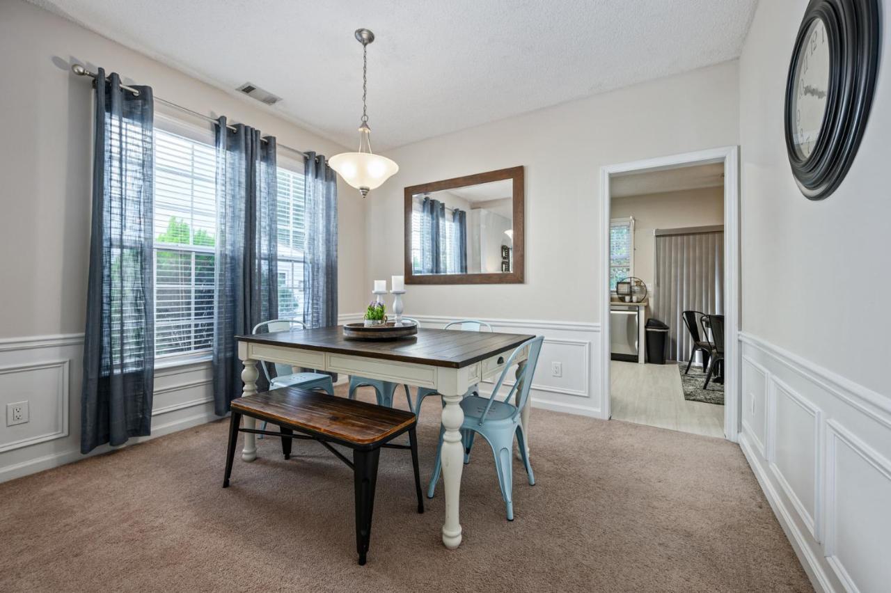 Enjoy This Amazing Home With Porch & Grill Near Dt Woodstock Exterior foto